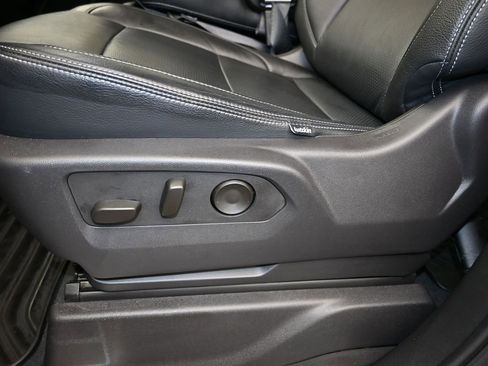 Certified 2025 GMC Sierra 1500 Elevation image 14