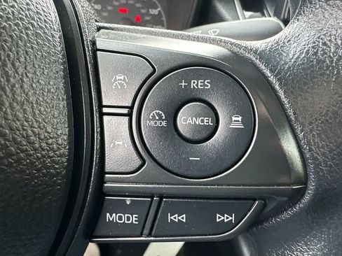 Certified 2025 Toyota Corolla LE FWD image 31