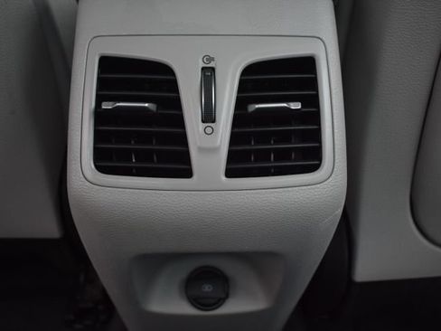 Used 2019 Hyundai Sonata SEL w/ Tech Package 02 FWD image 32