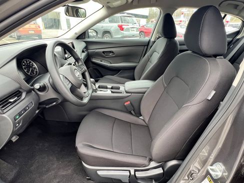 Certified 2025 Nissan Sentra S image 11