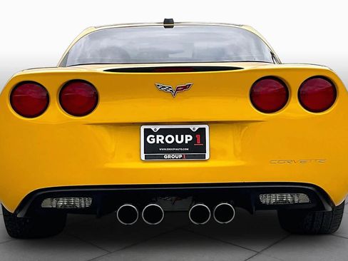 Used 2005 Chevrolet Corvette Coupe w/ Preferred Equipment Group RWD image 4