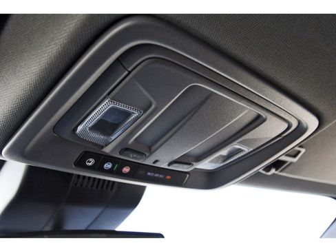 Used 2022 Chevrolet Silverado 1500 Custom image 26