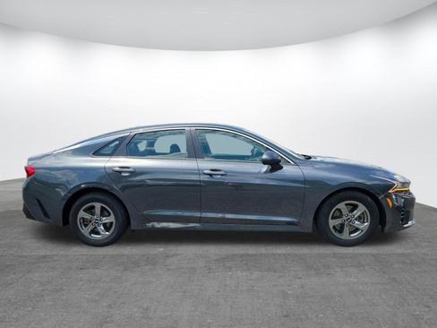 Used 2022 Kia K5 LXS FWD image 2