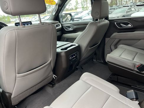 Used 2021 Chevrolet Tahoe Z71 w/ Z71 Off-Road Package image 20