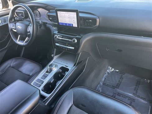 Used 2022 Ford Explorer ST-Line w/ Class IV Trailer Tow Package image 11