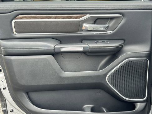 Used 2020 RAM 1500 Laramie AWD/4WD image 21