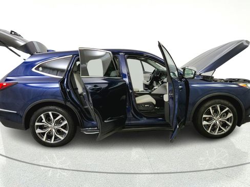 Used 2023 Acura MDX SH-AWD w/ Technology Package image 15