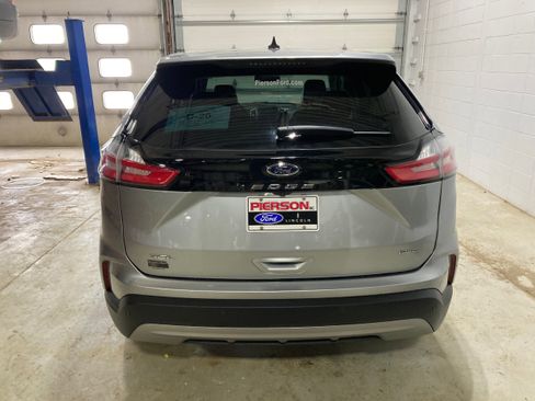 Used 2022 Ford Edge SEL w/ Convenience Package AWD/4WD image 13