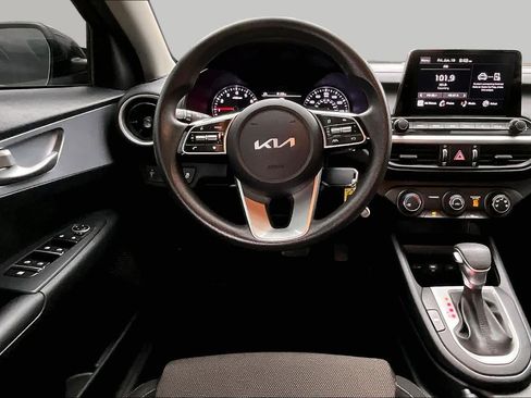 Used 2024 Kia Forte LXS FWD image 6