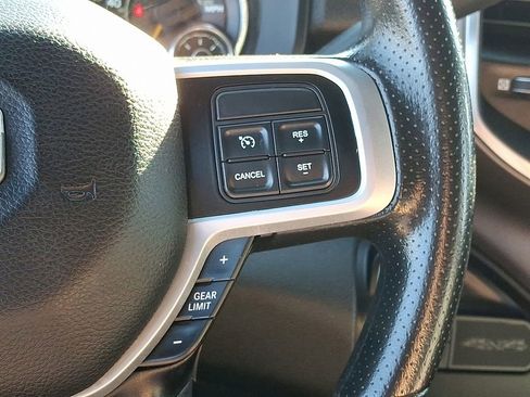 Used 2021 RAM 2500 Big Horn image 22