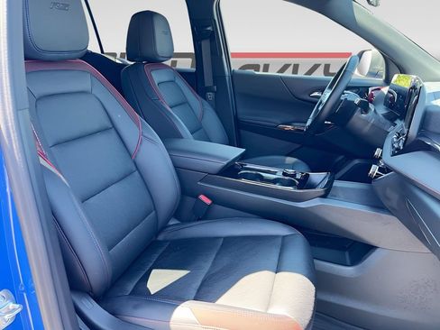 Used 2026 Chevrolet Equinox RS w/ LPO, Floor Liner Package AWD/4WD image 28