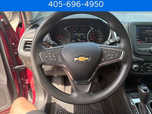 Used 2021 Chevrolet Equinox LT AWD/4WD image 23