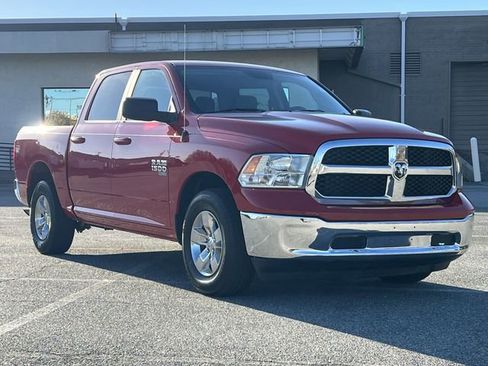 Used 2021 RAM 1500 Classic SLT image 27