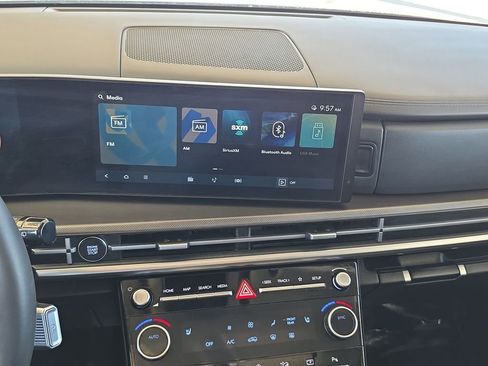 Used 2025 Hyundai Santa Fe XRT image 13