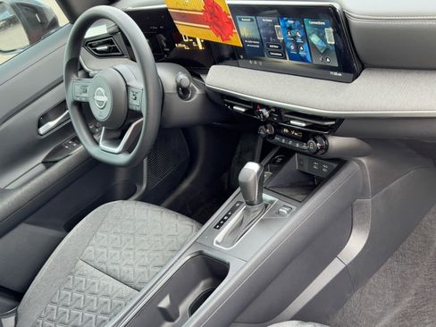 New 2026 Nissan Kicks SV image 11