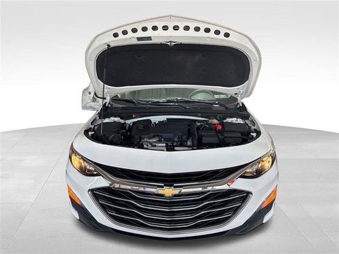 Used 2022 Chevrolet Malibu LS FWD image 11