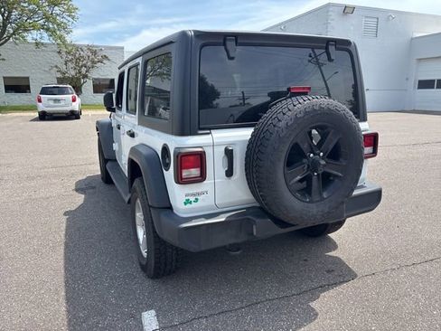 Used 2022 Jeep Wrangler Unlimited Sport AWD/4WD image 10