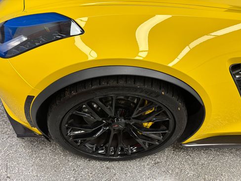 Used 2016 Chevrolet Corvette Z06 w/ 3LZ Preferred Equipment Group image 25