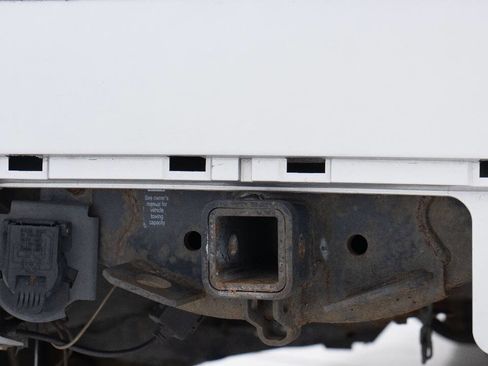 Used 2017 INFINITI QX80 4WD w/ Driver Assistance Package image 15