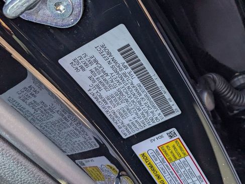 Used 2024 Honda CR-V Sport image 32