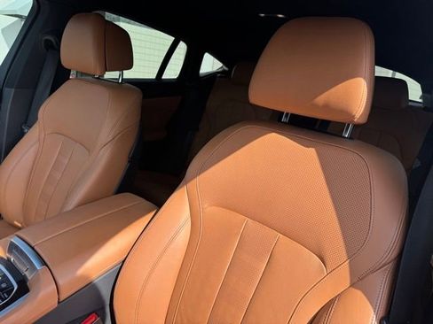 Used 2021 BMW X6 xDrive40i w/ M Sport Package image 17