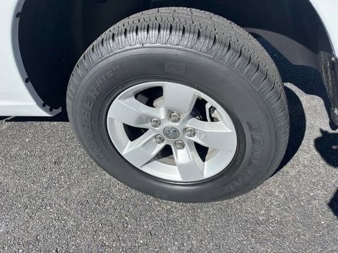 Used 2018 RAM 1500 Tradesman w/ Power & Remote Entry Group image 21