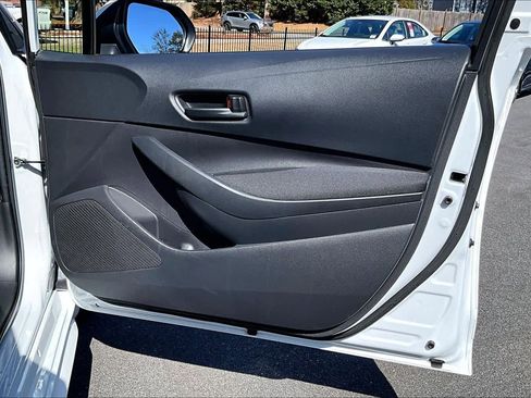 Certified 2025 Toyota Corolla LE image 22