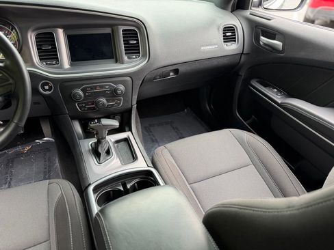 Used 2019 Dodge Charger SXT RWD image 37