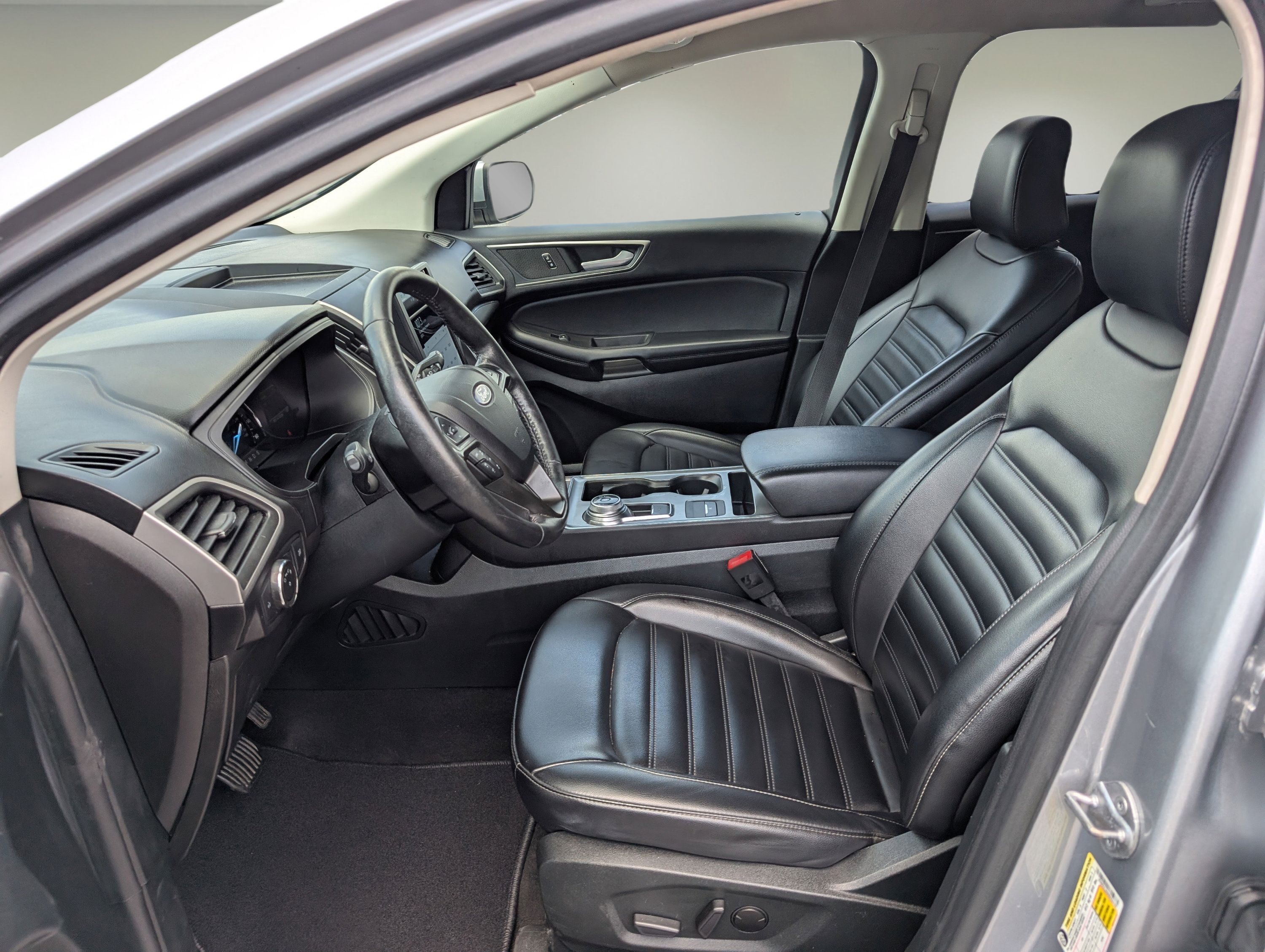 Used 2022 Ford Edge SEL AWD/4WD image 10