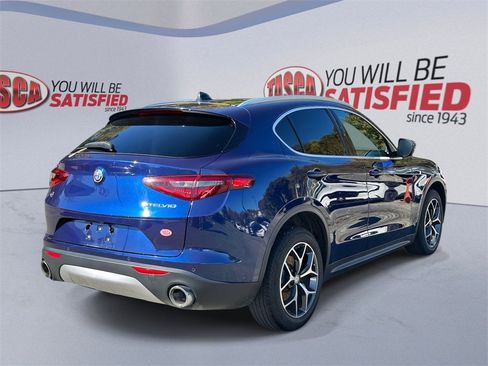 Used 2019 Alfa Romeo Stelvio Ti image 3