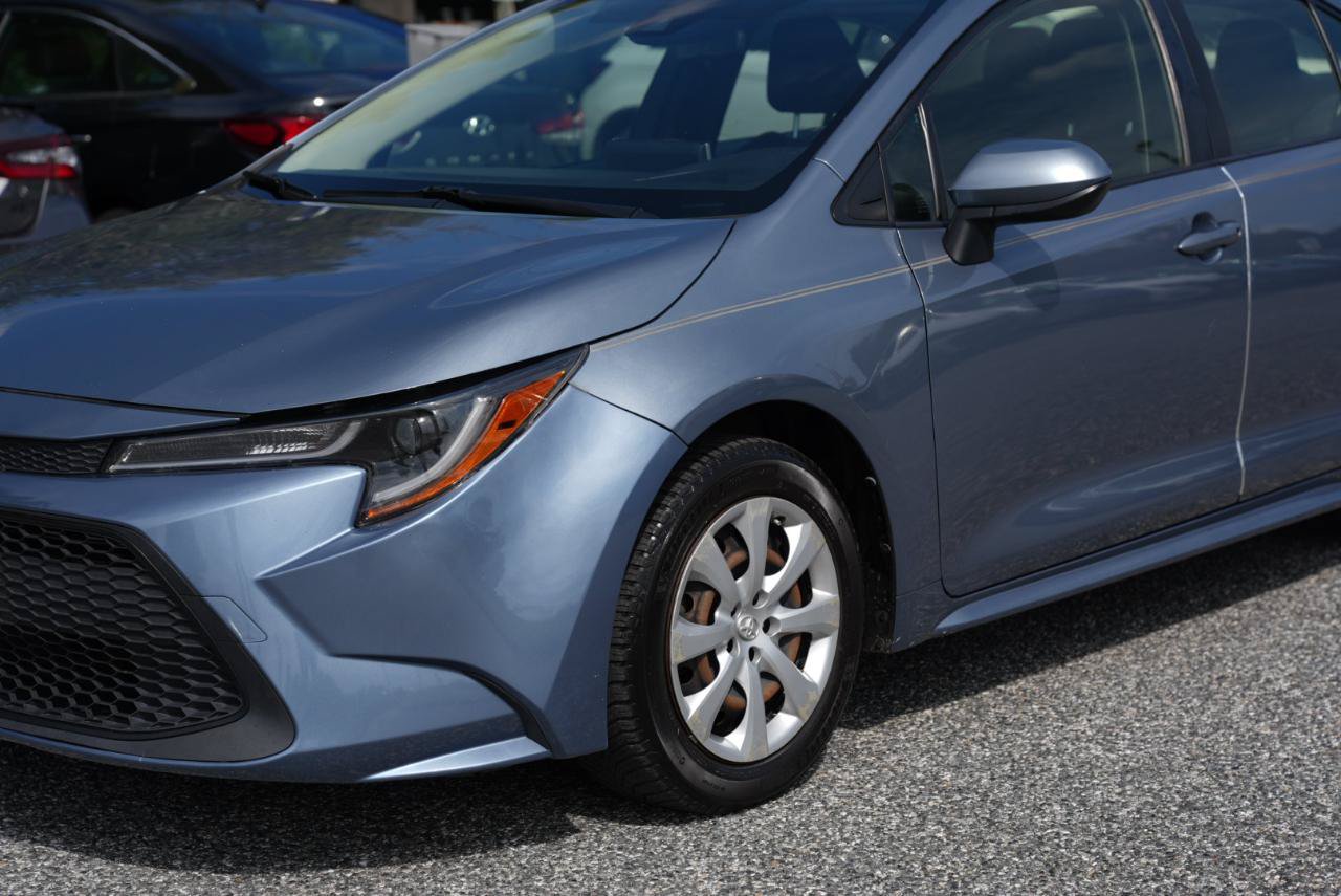 Used 2020 Toyota Corolla LE FWD image 12
