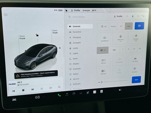 Used 2023 Tesla Model 3 Standard Range image 25