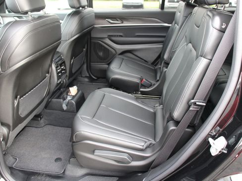 New 2025 Jeep Grand Cherokee L Limited w/ Black Appearance Package image 26