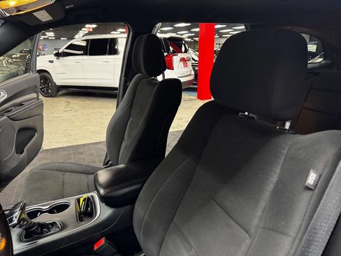 Used 2020 Dodge Durango SXT image 31