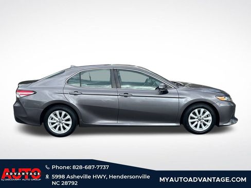 Used 2020 Toyota Camry LE w/ Convenience Package image 3