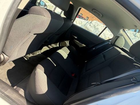 Used 2012 Chevrolet Cruze Eco image 21