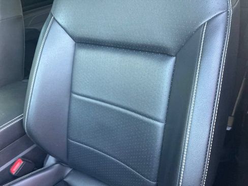 Used 2022 Volkswagen Atlas SE FWD image 13