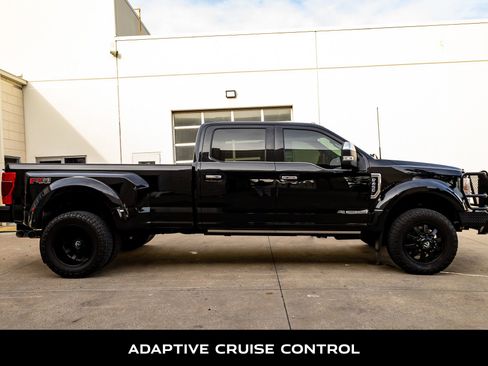 Used 2022 Ford F450 Platinum w/ FX4 Off-Road Package image 9