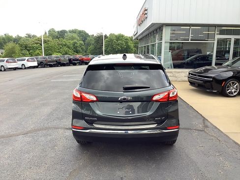 Used 2019 Chevrolet Equinox LT w/ LPO, Chrome Package AWD/4WD image 4