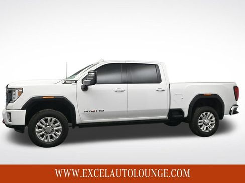 Used 2023 GMC Sierra 3500 AT4 image 3