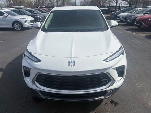 Certified 2024 Buick Encore GX Preferred image 2