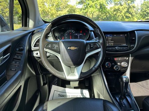 Used 2019 Chevrolet Trax Premier image 14