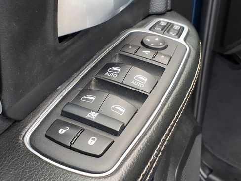 Used 2024 RAM 2500 Big Horn w/ Bed Utility Group image 13