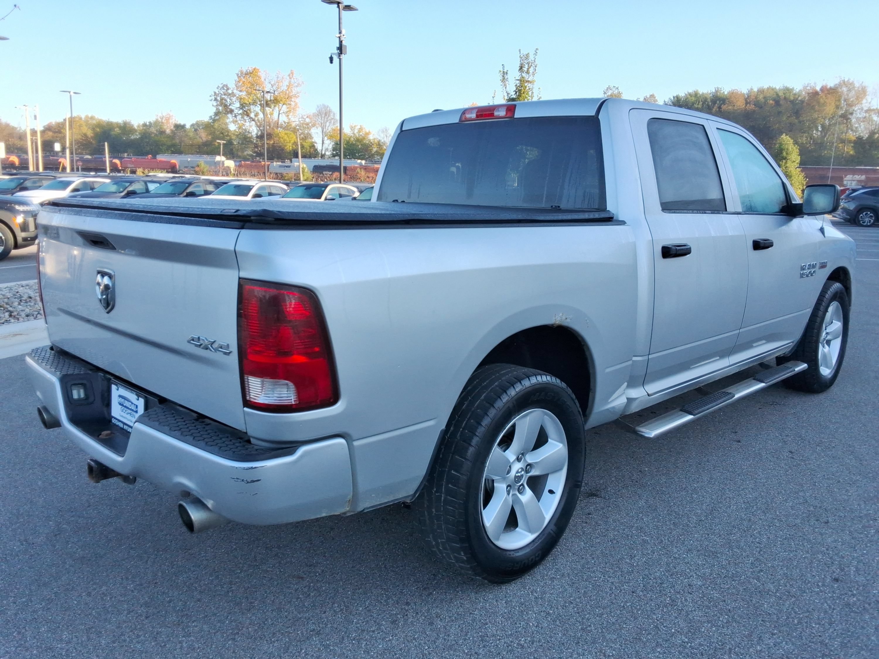 Used 2013 RAM 1500 Express AWD/4WD image 13