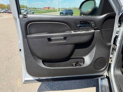Used 2013 Chevrolet Silverado 1500 LTZ w/ LTZ Plus Package AWD/4WD image 20