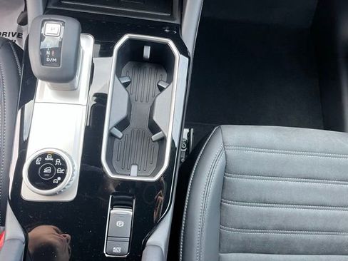 New 2026 Mitsubishi Outlander AWD image 18