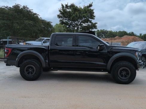Used 2022 Ford F150 Raptor w/ Equipment Group 801A High AWD/4WD image 3