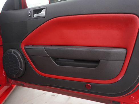 Used 2009 Ford Mustang Shelby GT500 image 9