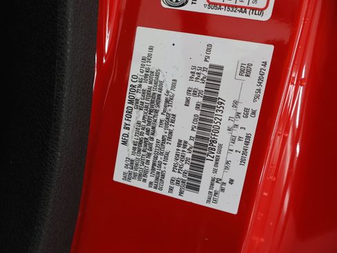 Used 2013 Ford Mustang GT Premium RWD image 50