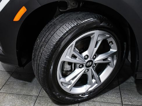Used 2023 Hyundai Kona SEL w/ Convenience Package AWD/4WD image 7